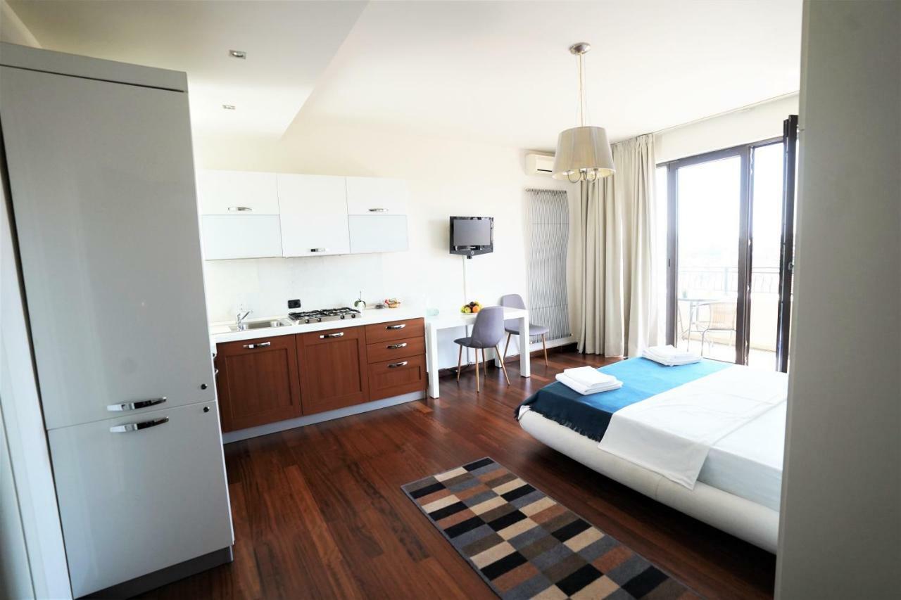 City Center Premium Apartments Bukurešť Exteriér fotografie