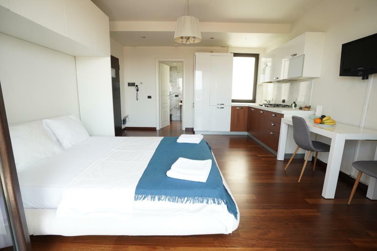 City Center Premium Apartments Bukurešť Exteriér fotografie