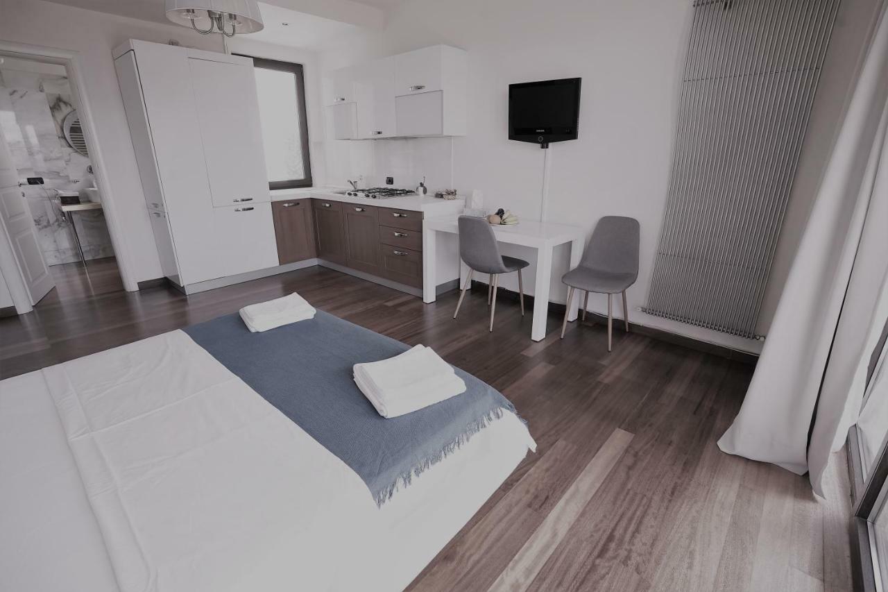 City Center Premium Apartments Bukurešť Exteriér fotografie
