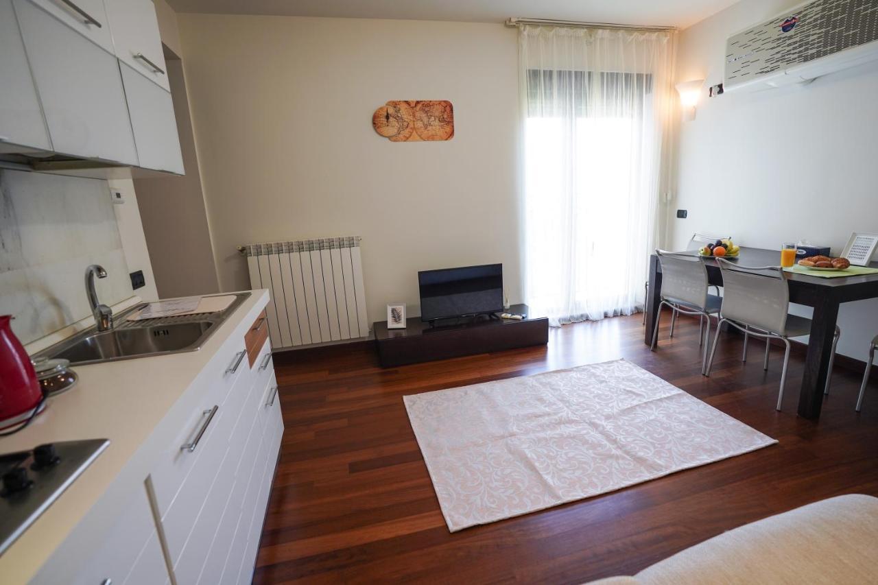 City Center Premium Apartments Bukurešť Exteriér fotografie